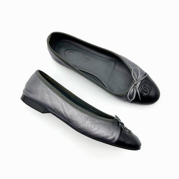 CHANEL Ballet Flat Size 38.5 CC Logo Leather Round Toe Black Silver Metallic - Picture 12 of 12